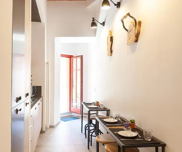 Domo Sofia بيت ضيافة 4*